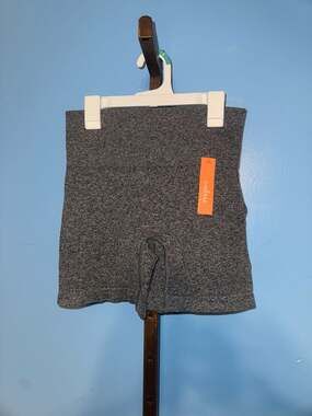 Colsie Seamless High-Waisted Lounge Shorts Gray Size S